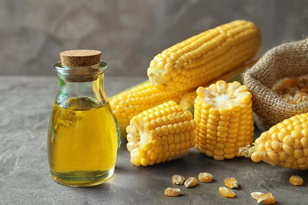 Yellow Corn and White Corn Oil